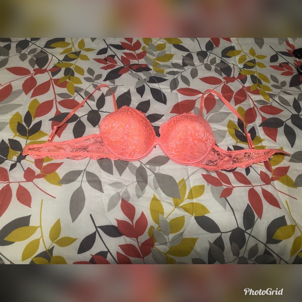 Coral lace Bra